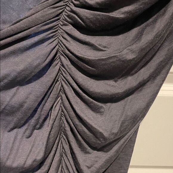 Chic Asymmetrical Gray Dress - Picture 4 of 8